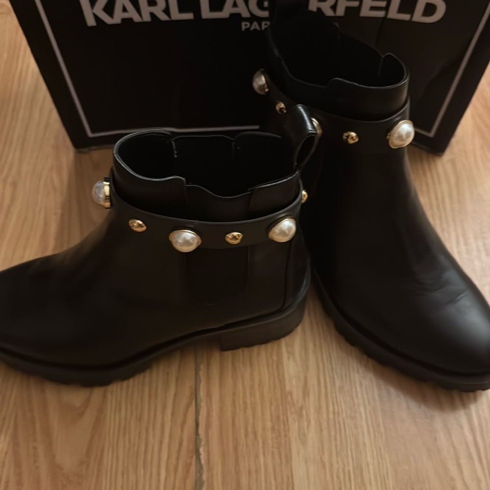 Karl Lagerfeld ankle boots